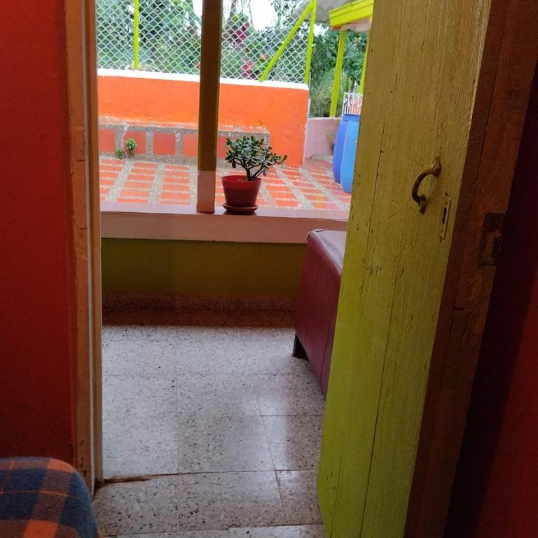 Casa Mamá Chelita - Habitación Individual Económica - 1