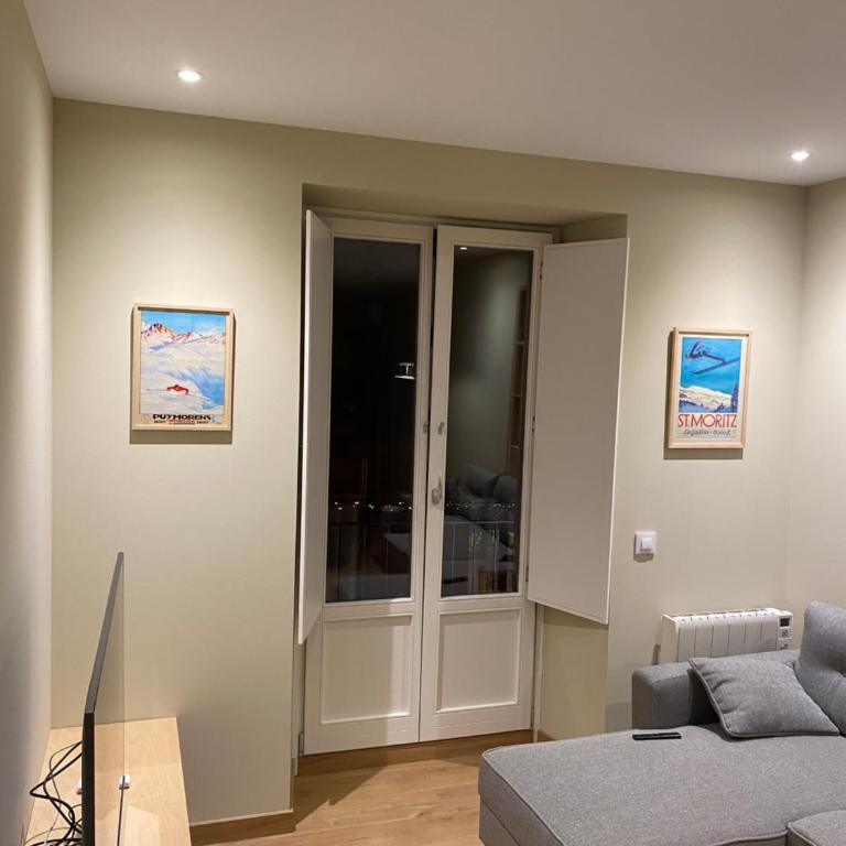 HERITAGE APARTMENTS CERDANYA al carrer Major i parking - Deluxe Apartment mit Balkon und 2 Schlafzimmern - 18