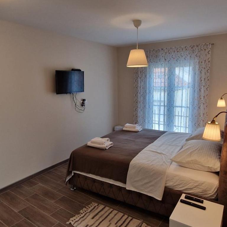 Portofino sobe Mostar - with free parking - Family Room - 7