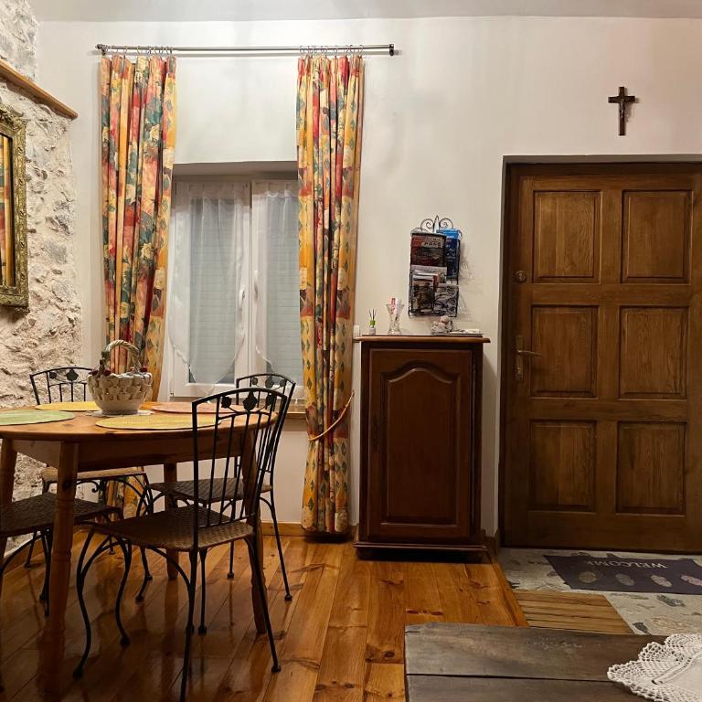 BASIA, Lourdes - centre , quartier historique Sanctuaires a 7 min a pied - Maison 1 Chambre - 3