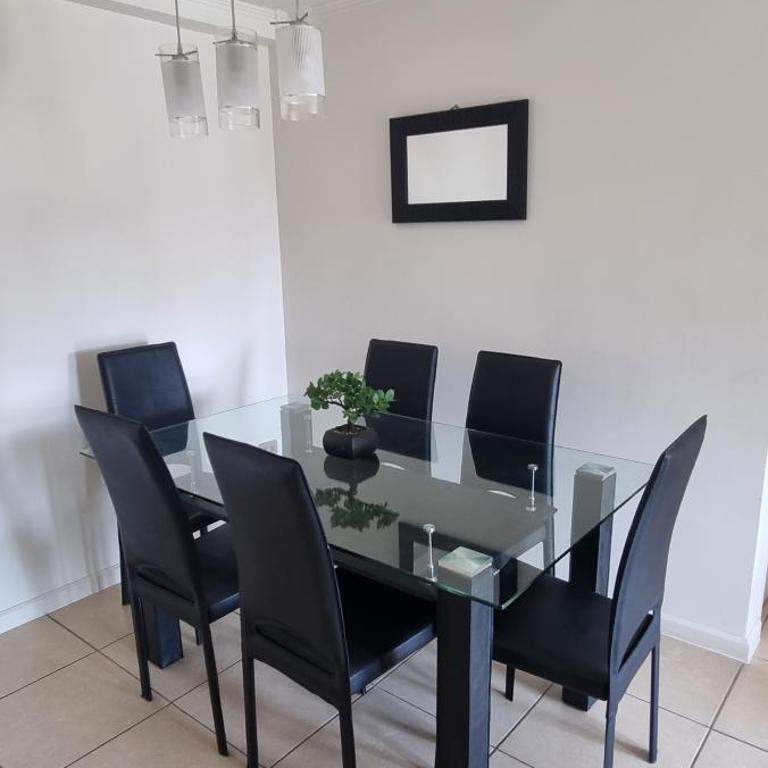 Departamento por Dia en Condominio - Three-Bedroom Apartment - 1