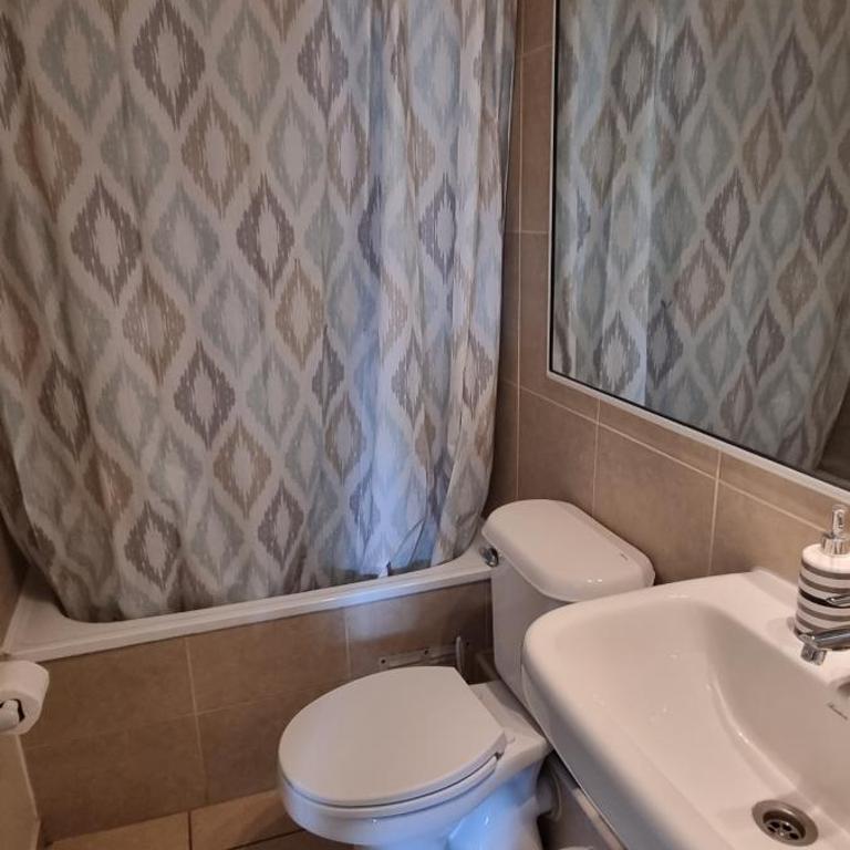 Departamento por Dia en Condominio - Three-Bedroom Apartment - 3