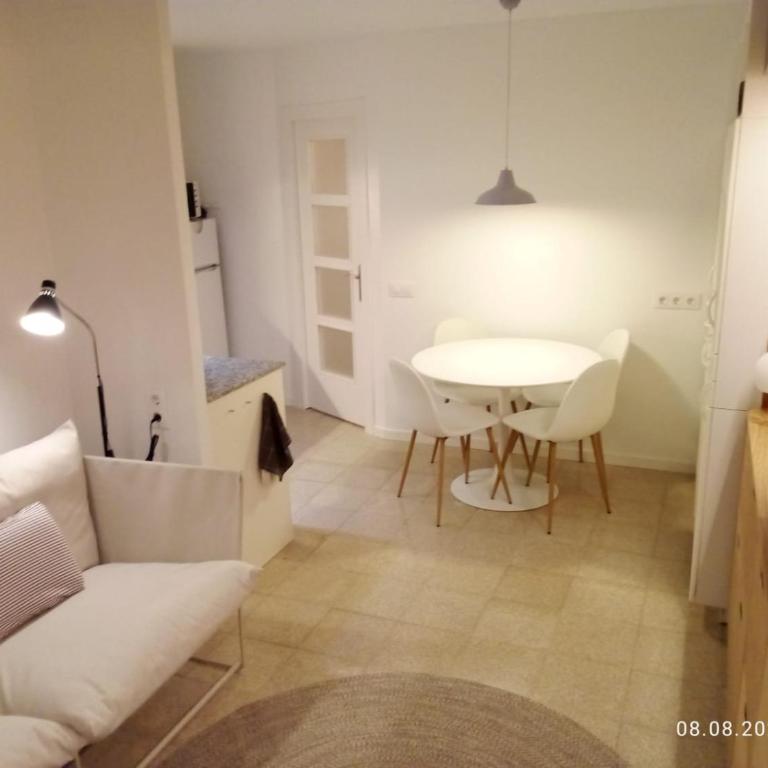 Luxury apartment 50m from the beach! - Apartamento de 2 dormitorios - 1