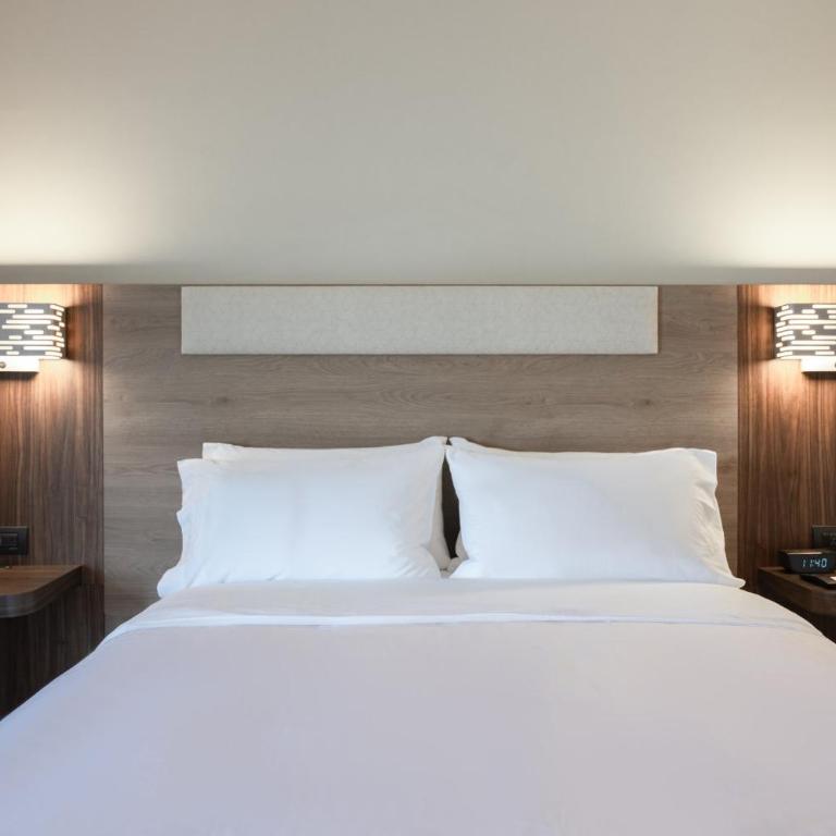 Holiday Inn Express Mexico City Satelite by IHG - Standard Queen Room - 10