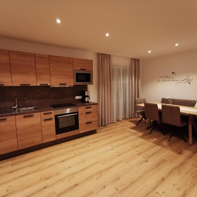 Feine Bleibe - Apartment mit 3 Schlafzimmern - 16