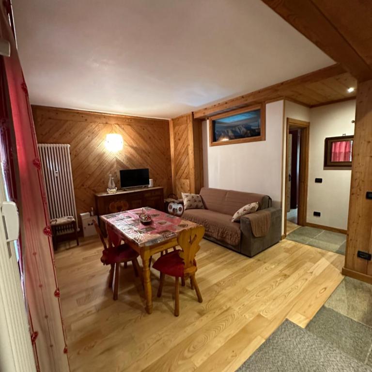 Casa Olivera - Two-Bedroom Apartment - 16