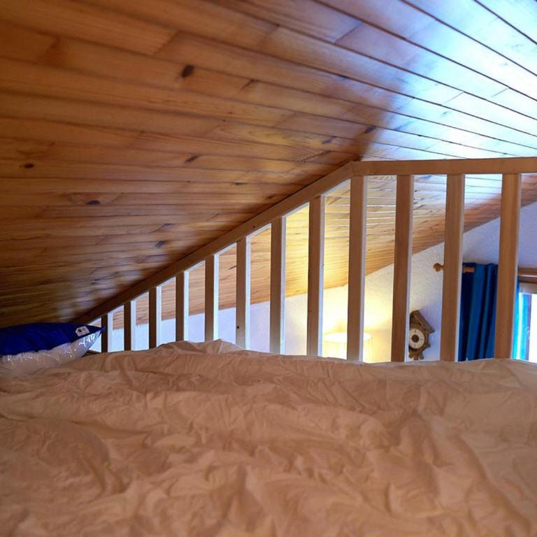 Studio avec Mezzanine pour 2 personnes proche commerces et pistes - FR-1-329-58 - Estudio - 4