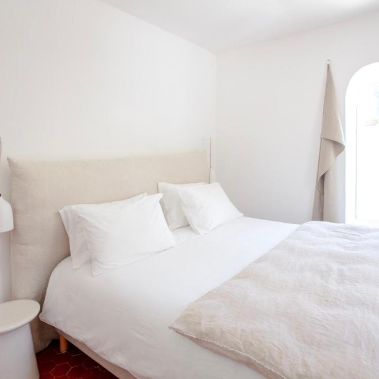 La Bâtisse en Blanc - Suite Supérieure Lit King-Size - 9
