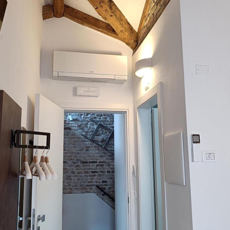 Casa Cuccagna Chioggia - Canal Vena View & Easy Drop-Off - Camera Matrimoniale con Bagno Privato - 4