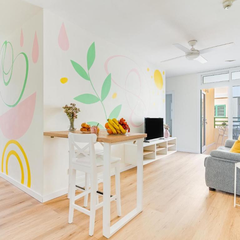 Home2Book Colourful Apt Playa del Inglés, Pool - Two-Bedroom Apartment - 7