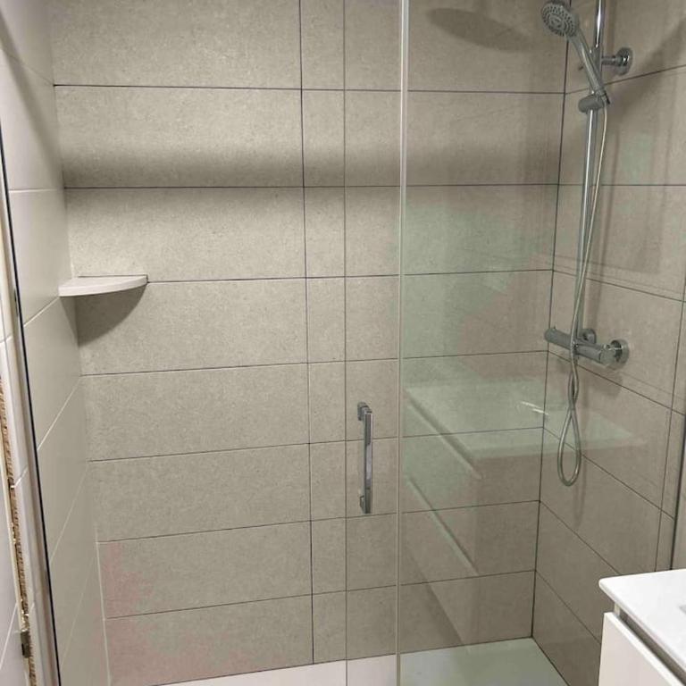 Apartamentos Bretón 17 Suite Familiar - Two-Bedroom Apartment - 11