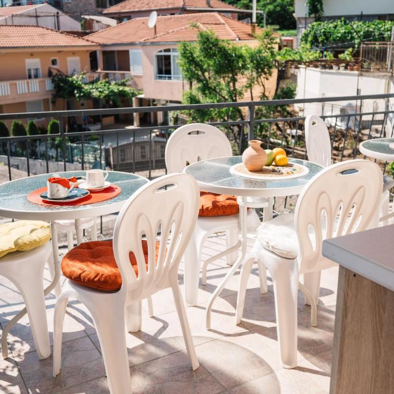 Guest house Mirah - Dvokrevetna Soba sa Bračnim Krevetom - 5