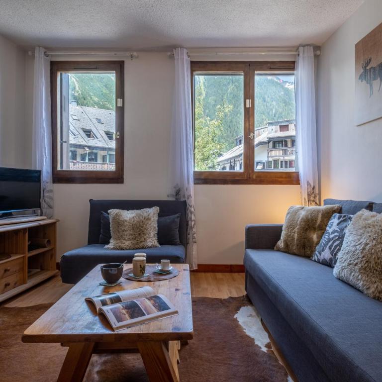 Gentianes - City center studio next to Aiguille du Midi lift - By Cozee Rentals - Studio-Apartment - 3