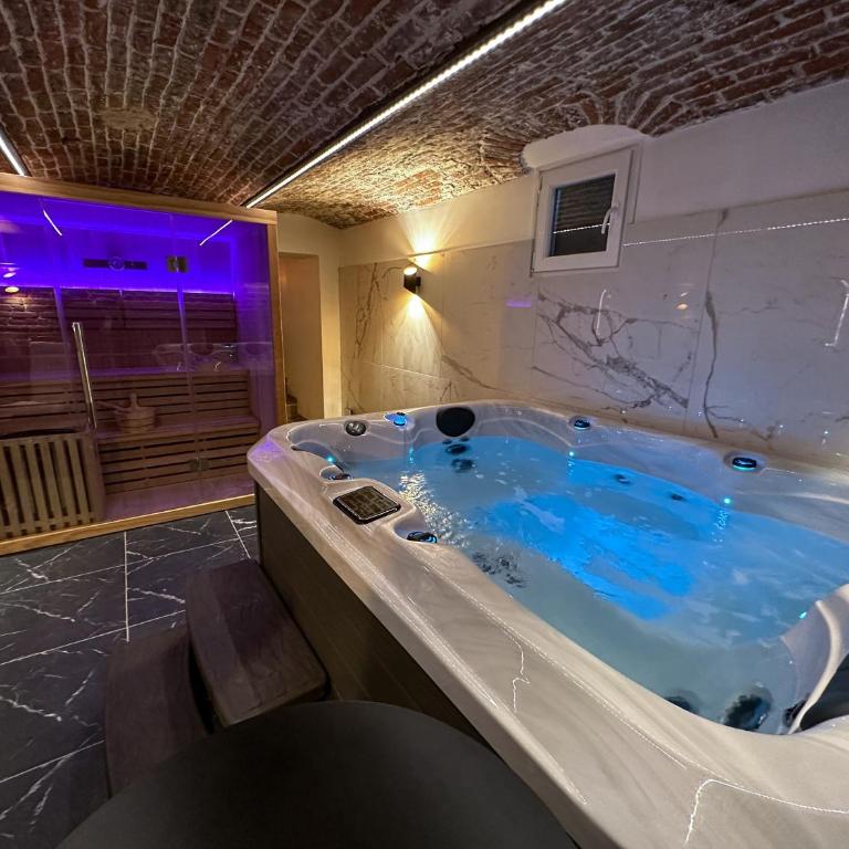 Le Bijou - Apartment mit 1 Schlafzimmer und Whirlpool - 1