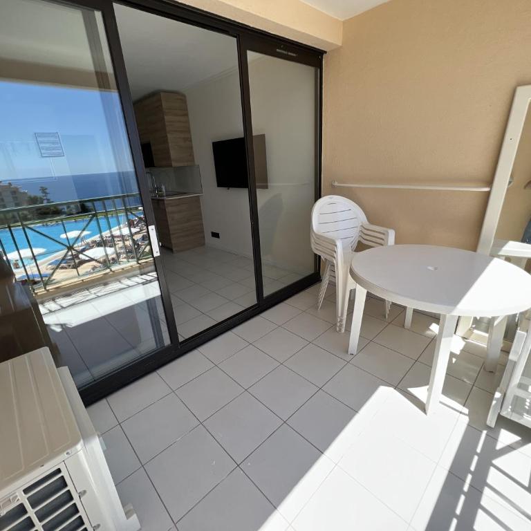 EXCEPTIONNEL sur CANNES vue mer piscine - Appartement 1 Chambre - 25