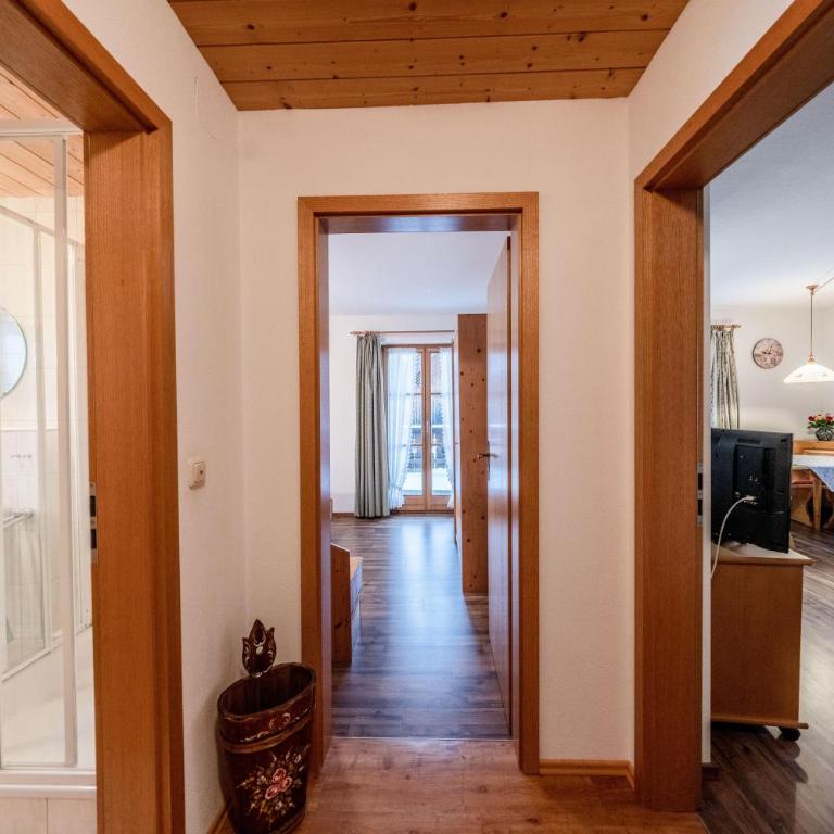 Landhaus Braun - Apartment mit 2 Schlafzimmern - 3