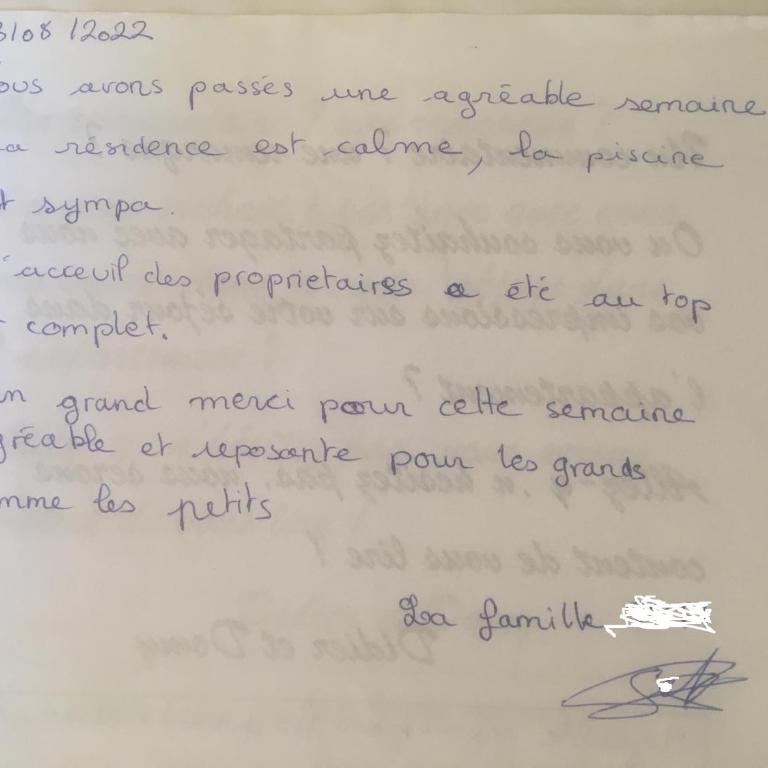 T3 CLIMATISE 40m2 Piscine Parking PRIVE 2 Chambres Secteur falaises 50 m de la plage Proche centre-port 4 Personnes - Double Room - 14