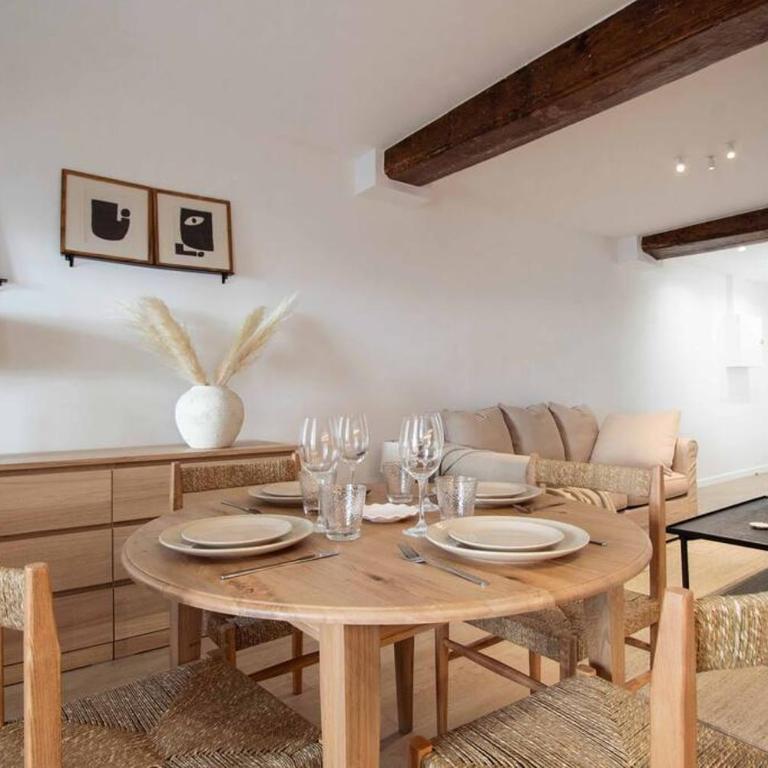 Sentier Historical Center II Luxury Design Apartment 3BR-8P - Three-Bedroom Apartment - 38