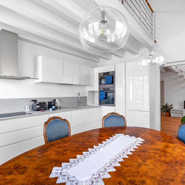 Clock's 2 bedrooms & 2 bathrooms & big terrace - Appartamento con 2 Camere da Letto - 11