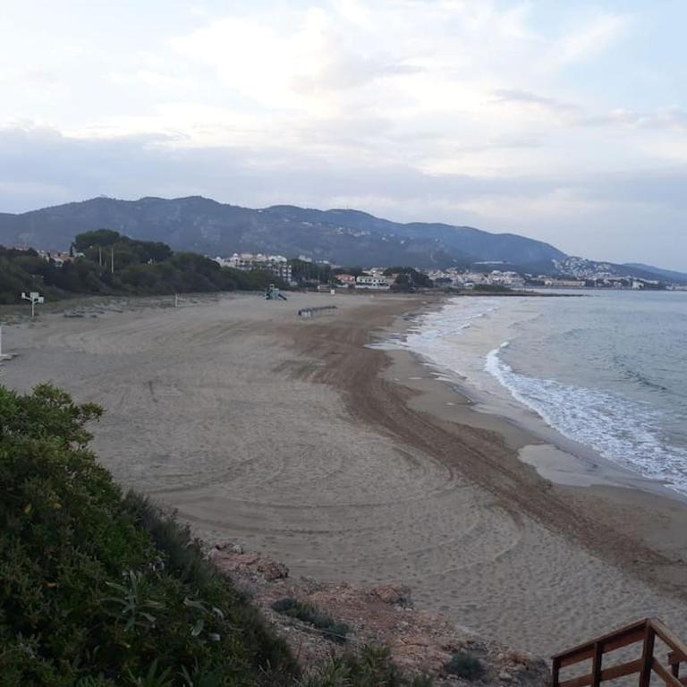 ADOSADO EN LA PLAYA - Casa de 3 dormitorios - 40