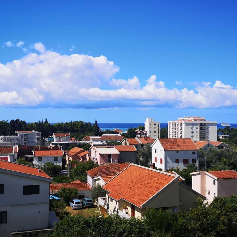 Coastal View Apartment - One-Bedroom Apartment - 6