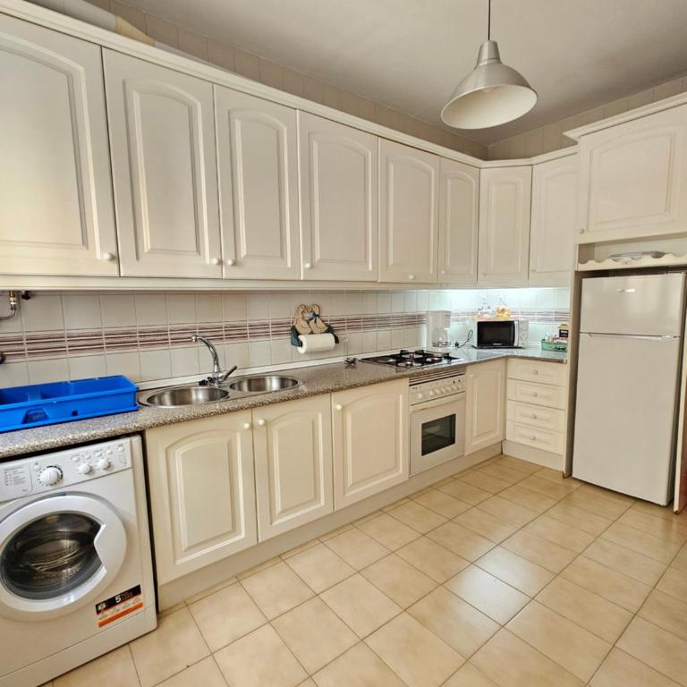 CASA BLANCA-Parking gratis - Apartamento de 3 dormitorios - 29