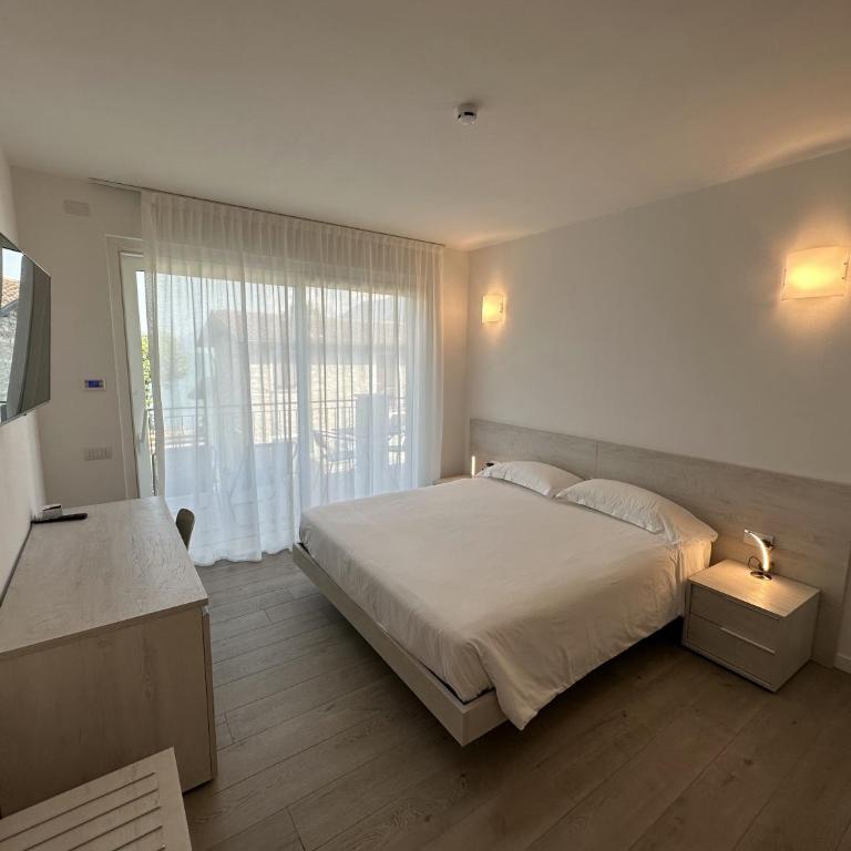 Resort le Vele Suites and Apartments - Appartamento con Vista Lago - 10