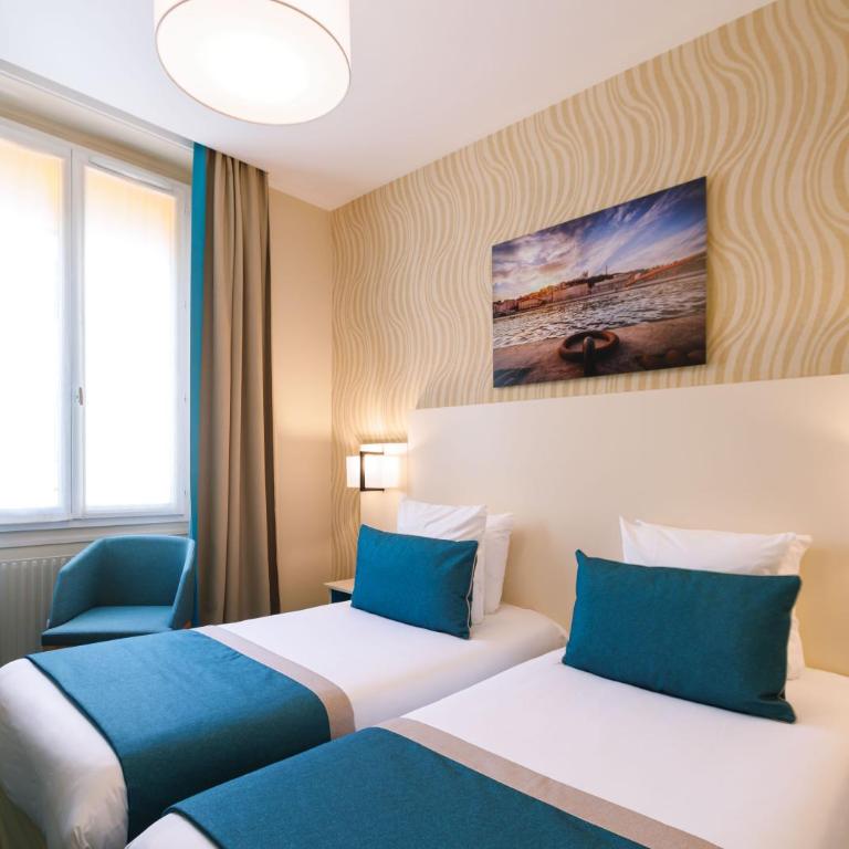 Hotel Des Remparts Lyon Perrache - Chambre Double Confort Climatisée - 3