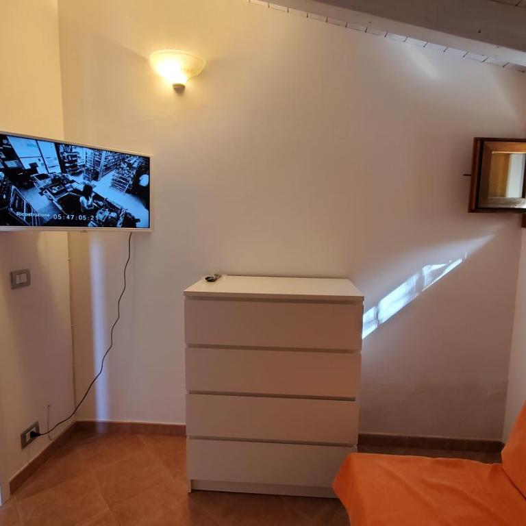 VILLA BIFAMILIARE SCOPELLO - Apartment with Garden View - 1