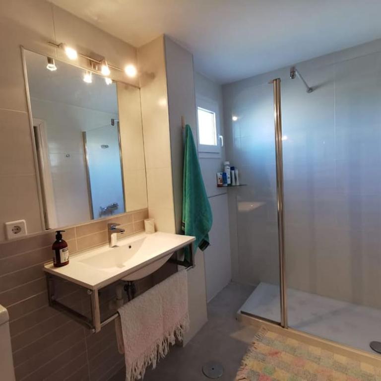2BR+1BTHR Precioso apartamento con vistas al mar - Apartamento con vistas al mar - 7