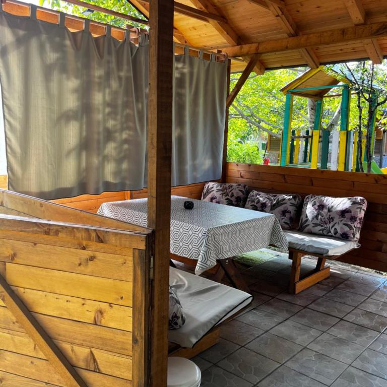 Guest house Laguna - Dvokrevetna Soba sa Bračnim Krevetom i Pogledom na Park - 19