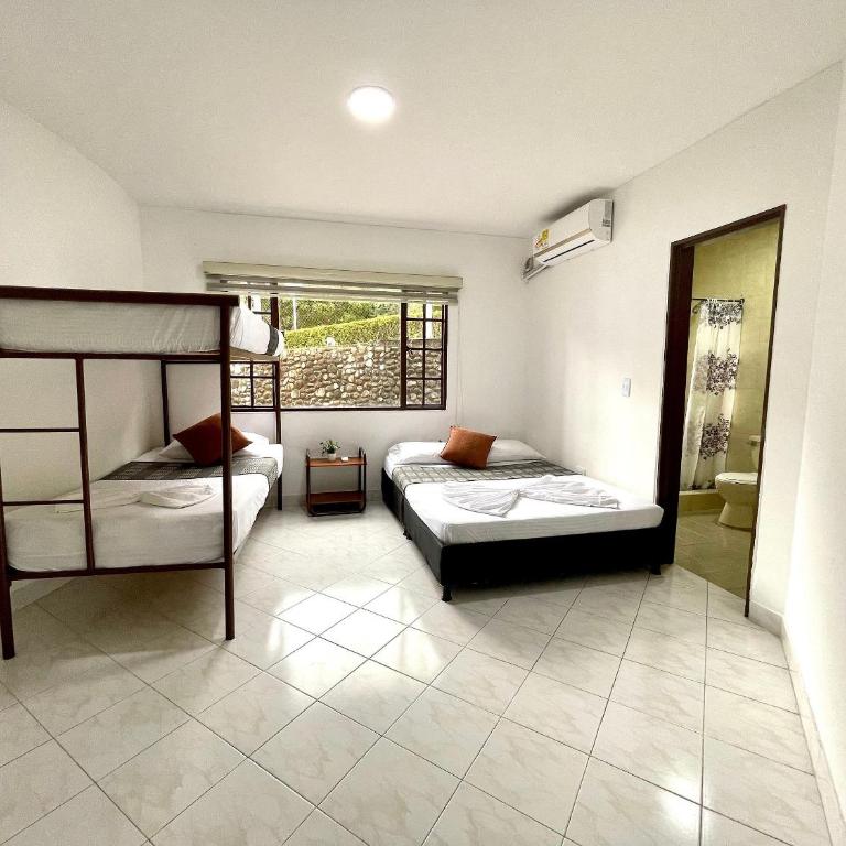 Espectacular CASA FINCA con piscina, WiFi Y AA - Casa de 6 dormitorios - 21