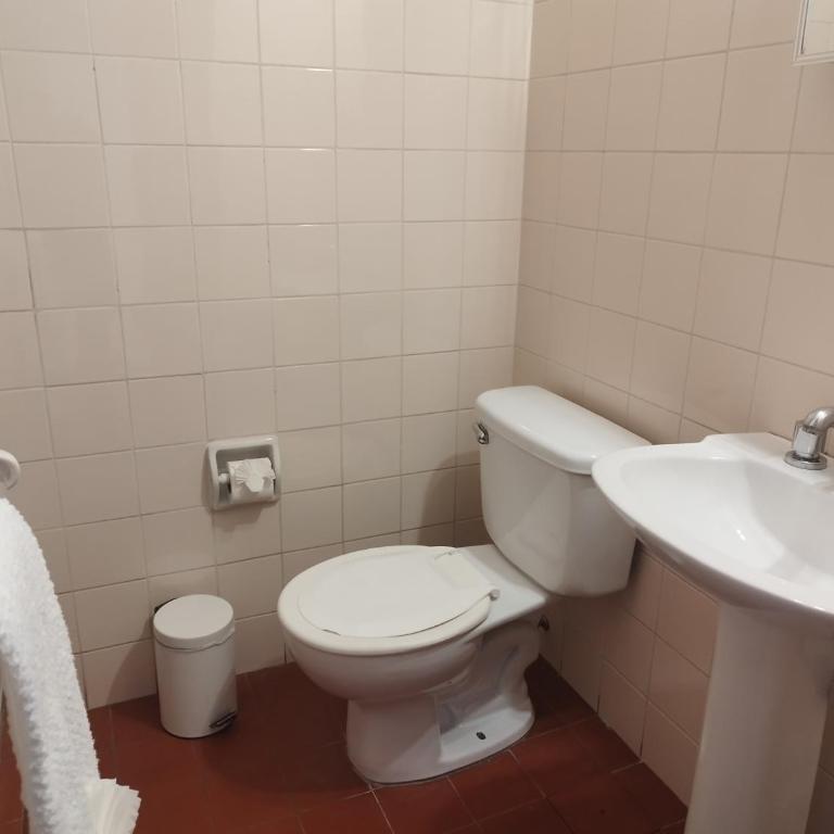 Hotel RustiCall - Habitación Doble con baño compartido - 4