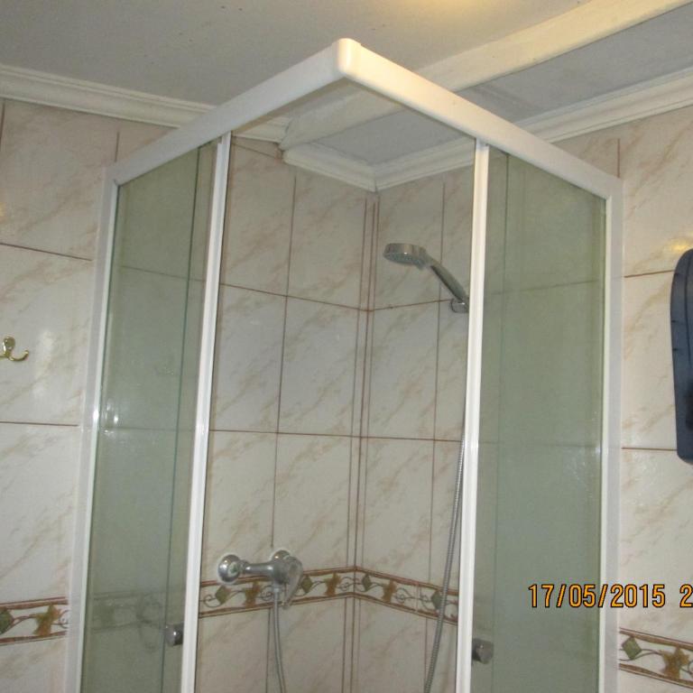 Hostal Koala - Single Room with Private Bathroom - 7