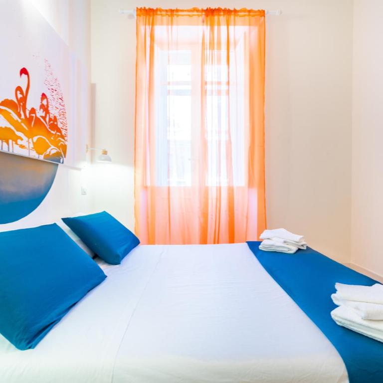 Sunscape Rooms Cagliari City Center - Camera Matrimoniale con Balcone - 26