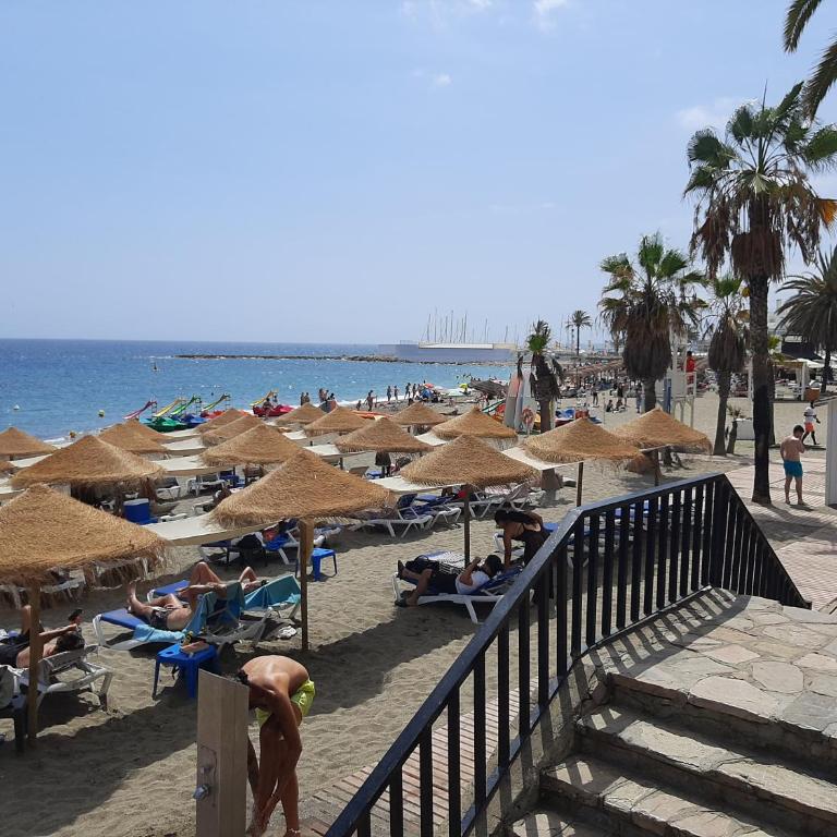 Apartamento en primera línea de playa B Centro de Marbella - Apartamento de 1 dormitorio - 21