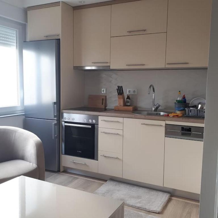 Modern Apartment close to city center. - Two-Bedroom Apartment with Balcony - 8