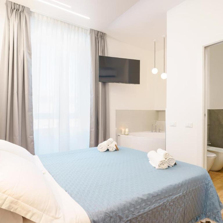 Aqua Comfort Rooms - Eja Sardinia - Camera Matrimoniale con Vasca Idromassaggio - 8