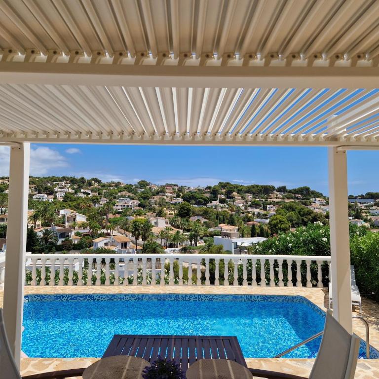Renovierte Villa mit privatem Pool fußläufig zum Meer - Casa de 3 dormitorios - 8