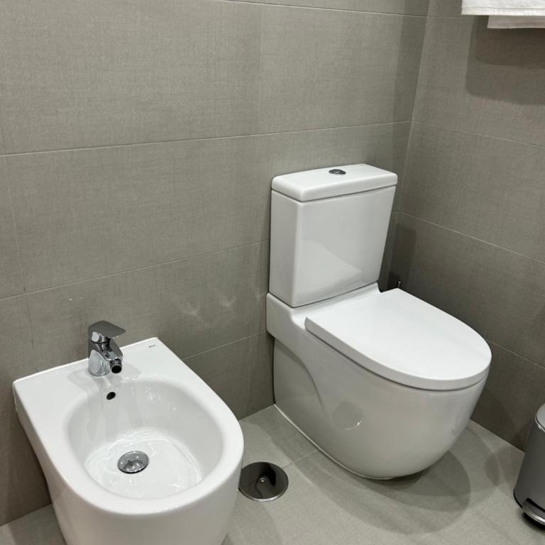 Mare Apartments Marbella - Apartment with Balcony - 7