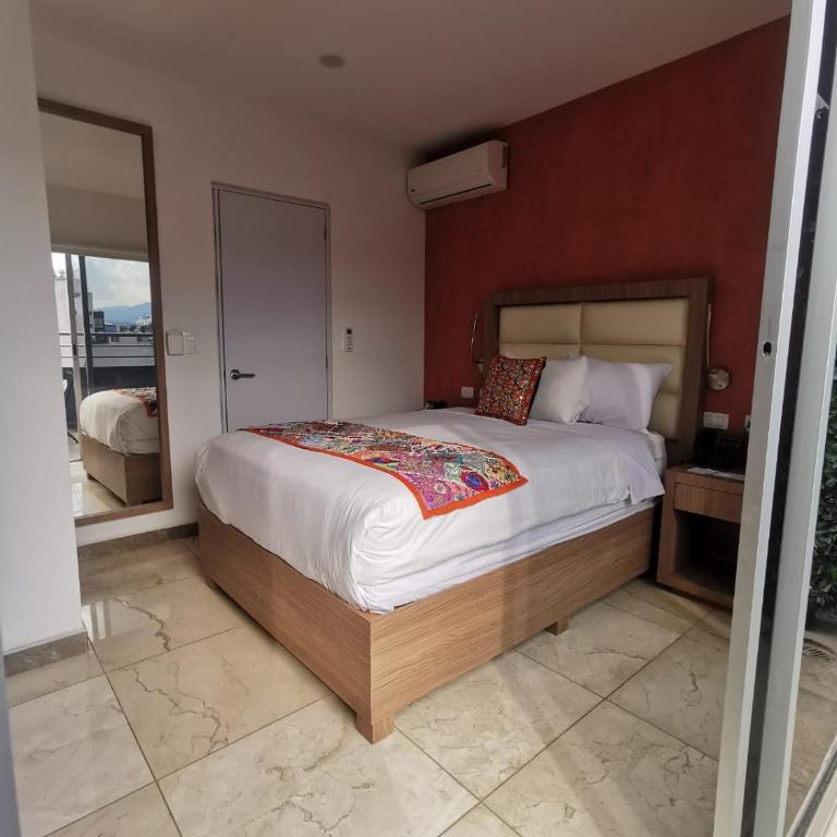 Hotel Boutique Dawat WTC - Standard Queen Room - 5