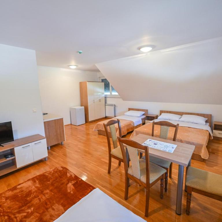 Hotel SLJIVNO - Apartman - 1