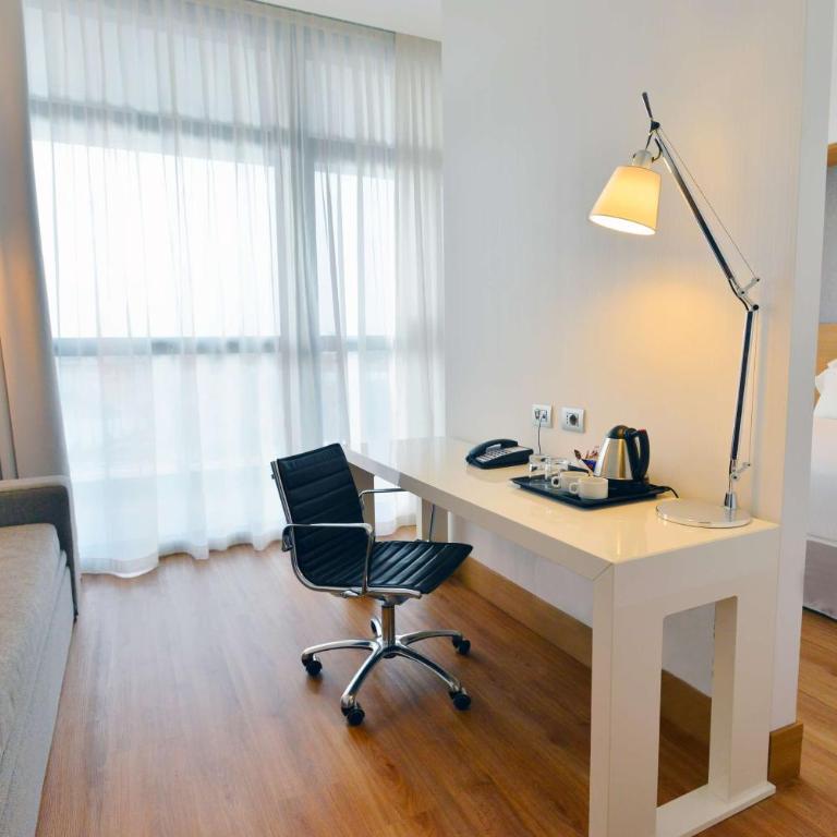 Hilton Garden Inn Milan North - Junior Suite - 1