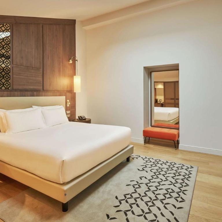 DoubleTree By Hilton Trieste - Camera King con Accesso Ospiti Disabili - 4