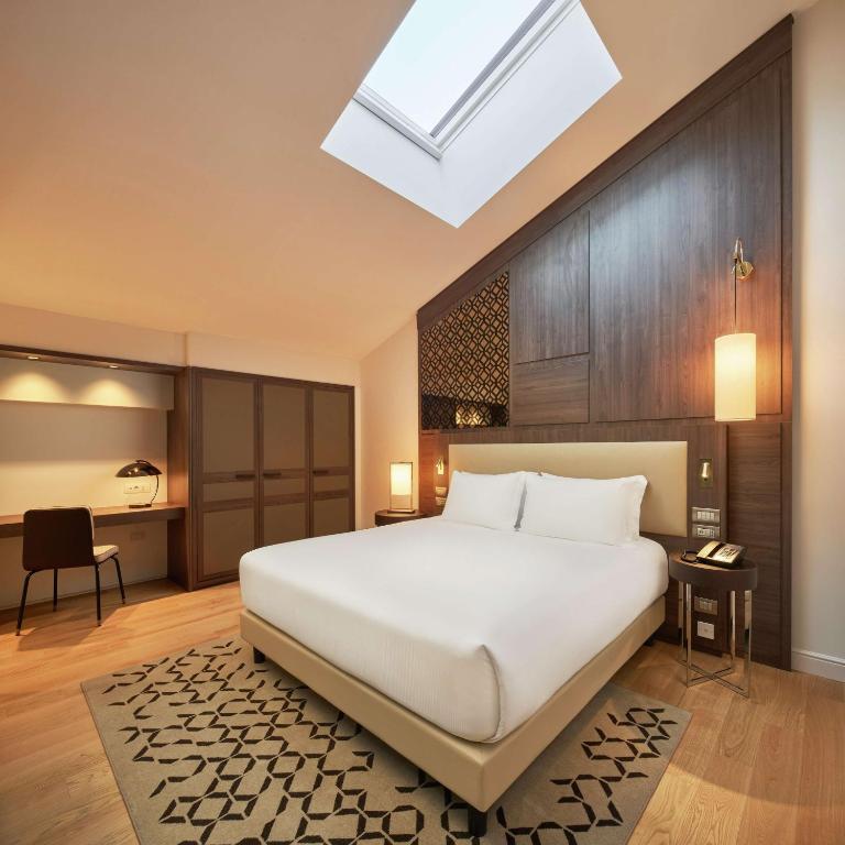 DoubleTree By Hilton Trieste - Suite King con 1 Camera da Letto - 1