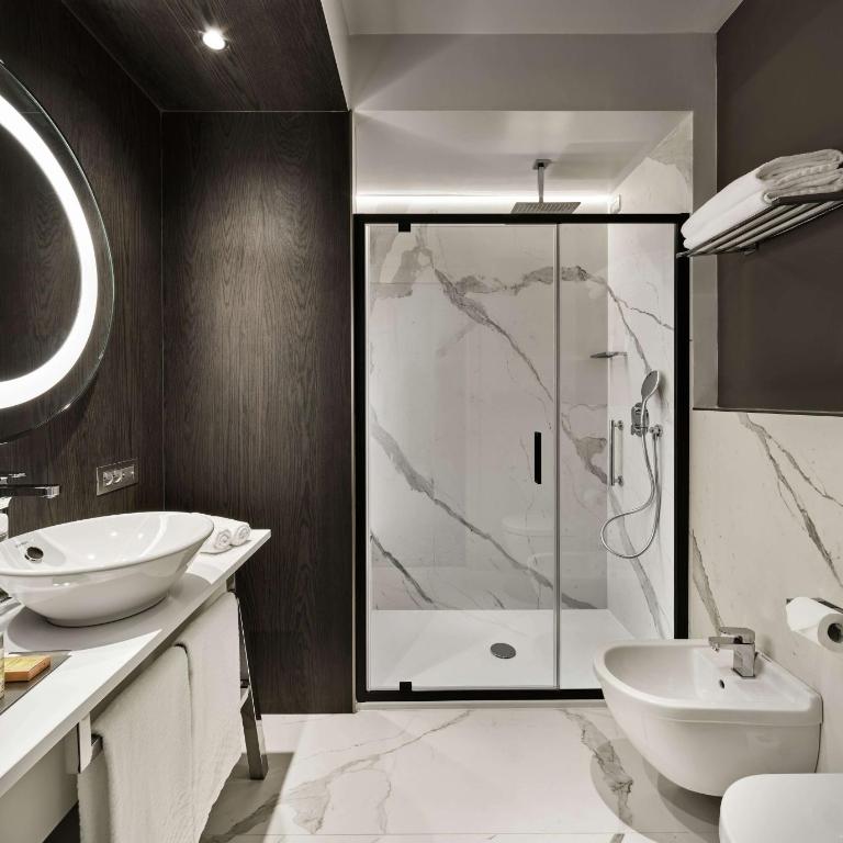 DoubleTree By Hilton Trieste - Junior Suite - 7
