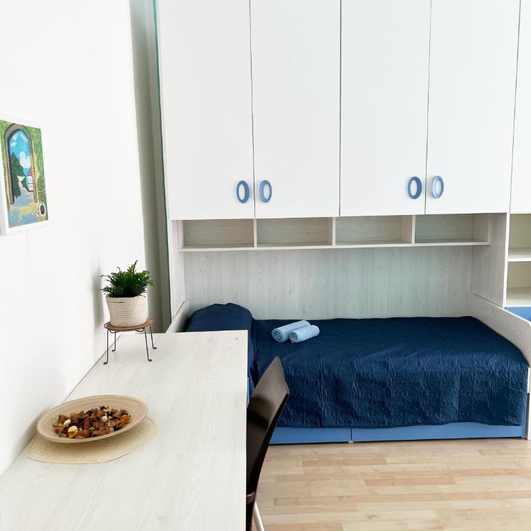 Mariamora Apartment - Triple Room with Shared Bathroom - 15