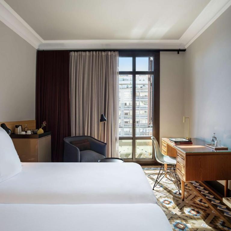 Alexandra Barcelona Hotel, Curio Collection by Hilton - Collection Twin Room - 1