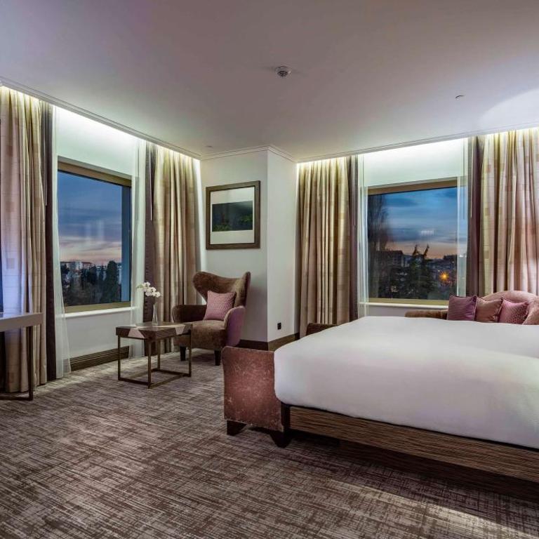 Hilton Podgorica Crna Gora - Deluxe King Room with Park View - 2