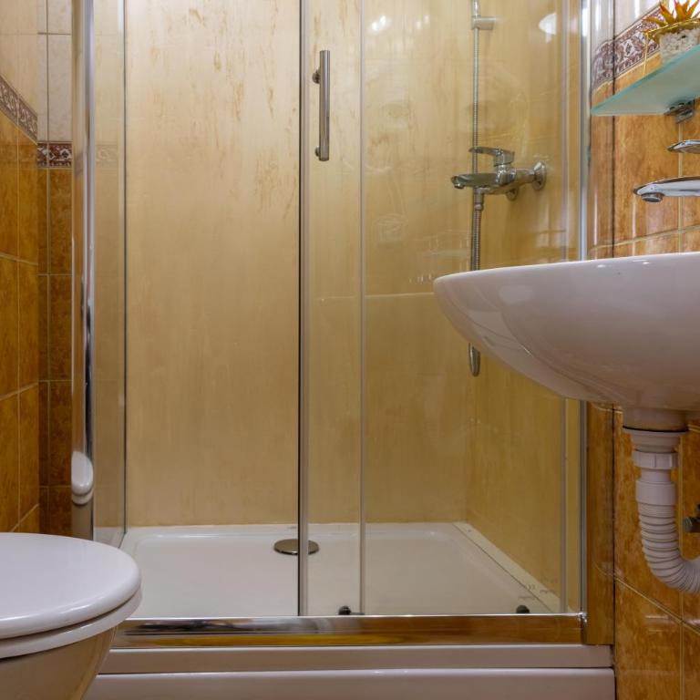 Aparthotel AA - Double Room - 4